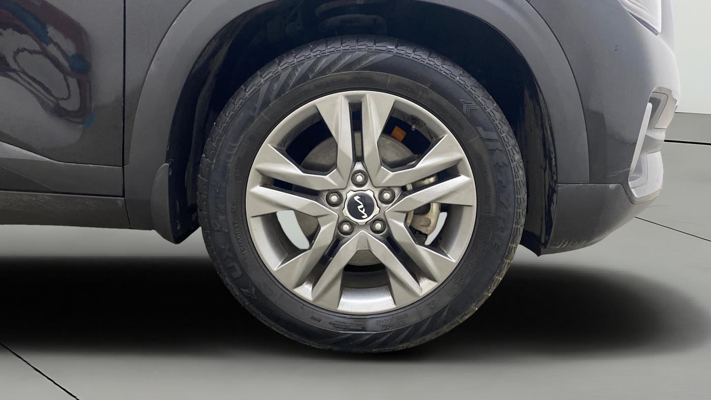 2023 KIA SELTOS HTX IVT, Petrol, Automatic, 21,553 km, Right Front Wheel