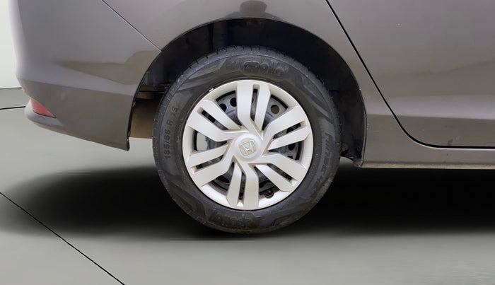 2016 Honda City 1.5L I-VTEC SV, Petrol, Manual, 1,09,591 km, Right Rear Wheel