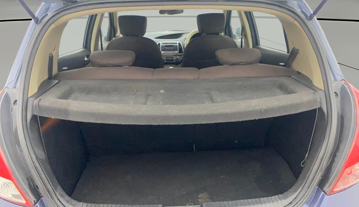 2014 Hyundai i20 SPORTZ 1.4 AT, Petrol, Automatic, 36,575 km, Boot Open Zoomed View