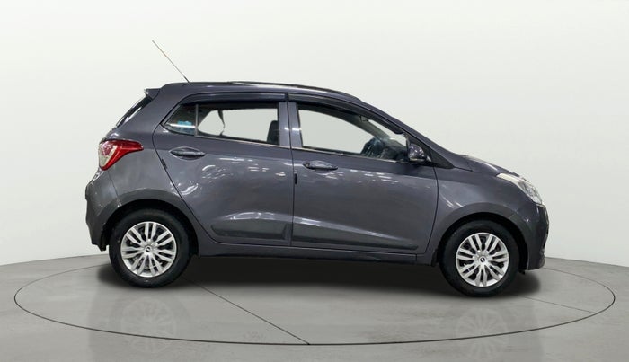 2016 Hyundai Grand i10 SPORTZ 1.2 KAPPA VTVT, Petrol, Manual, 99,288 km, Right Side View