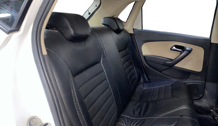 2015 Volkswagen Polo HIGHLINE1.2L, Petrol, Manual, 94,289 km, Right Side Rear Door Cabin