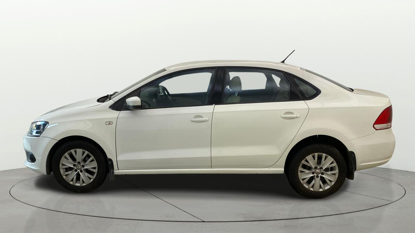 2014 Volkswagen Vento HIGHLINE PETROL AT, Petrol, Automatic, 42,841 km, Left Side