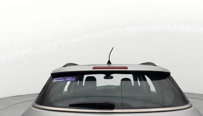 2017 Jeep Compass LIMITED 2.0 DIESEL, Diesel, Manual, 1,11,234 km, Rear Windshield