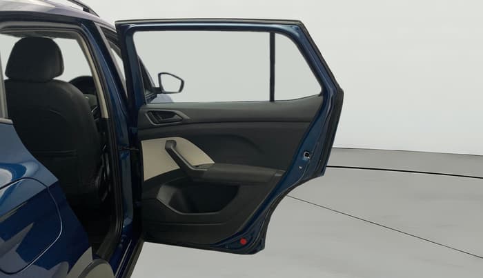 2023 Volkswagen TAIGUN COMFORTLINE 1.0 TSI MT, Petrol, Manual, 32,559 km, RHS Rear Door