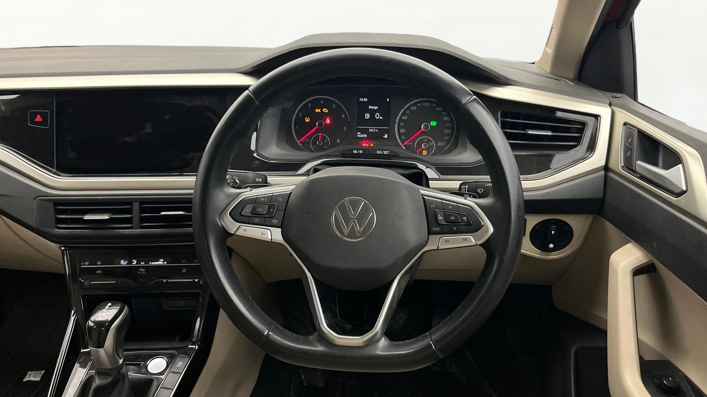 2022 Volkswagen VIRTUS HIGHLINE TSI 1.0 AT, Petrol, Automatic, 66,880 km, Steering Wheel Close Up