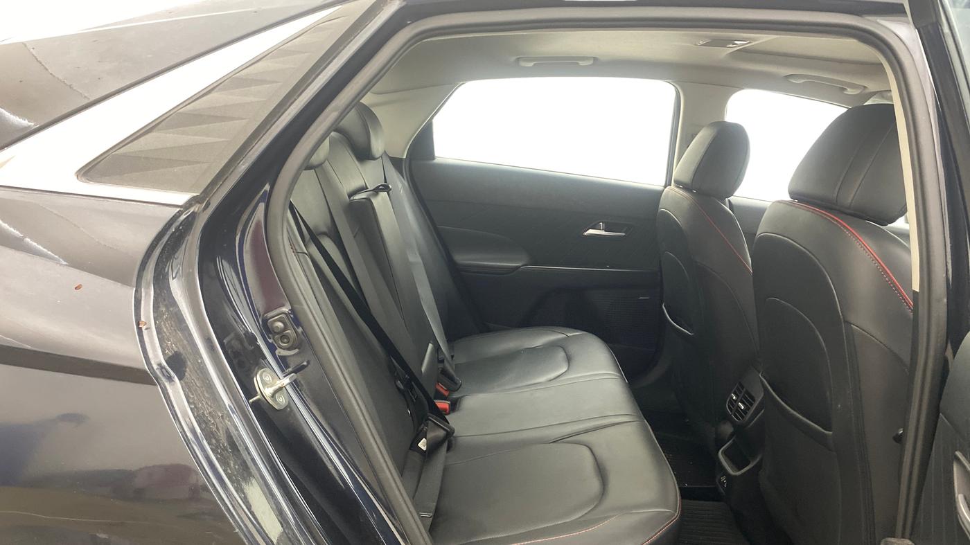 2023 Hyundai Verna SX (O) 1.5 TURBO PETROL MT, Petrol, Manual, 41,917 km, Right Side Rear Door Cabin