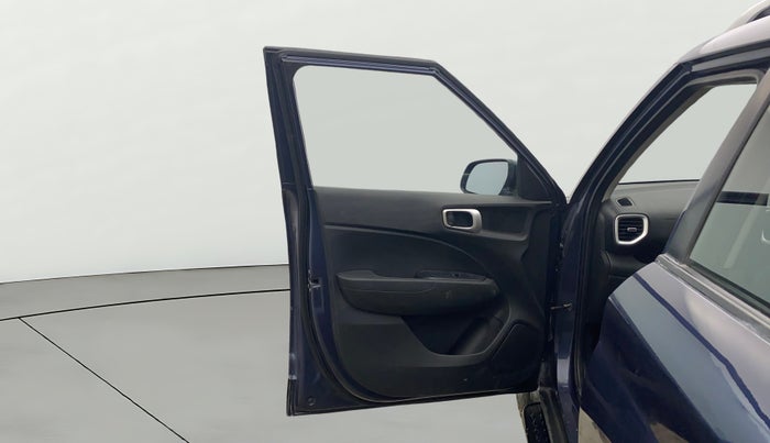 2019 Hyundai VENUE SX 1.0 TURBO, Petrol, Manual, 51,865 km, LHS Front Door