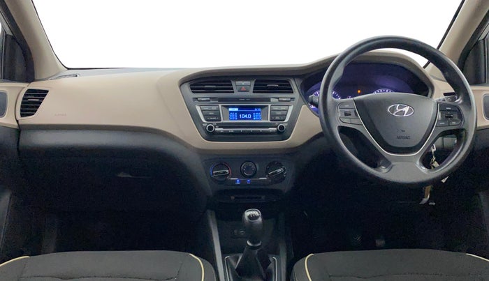 2016 Hyundai Elite i20 MAGNA 1.2, Petrol, Manual, 38,875 km, Dashboard