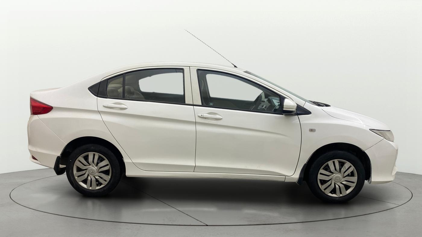 2015 Honda City 1.5L I-DTEC S, Diesel, Manual, 1,07,034 km, Right Side View