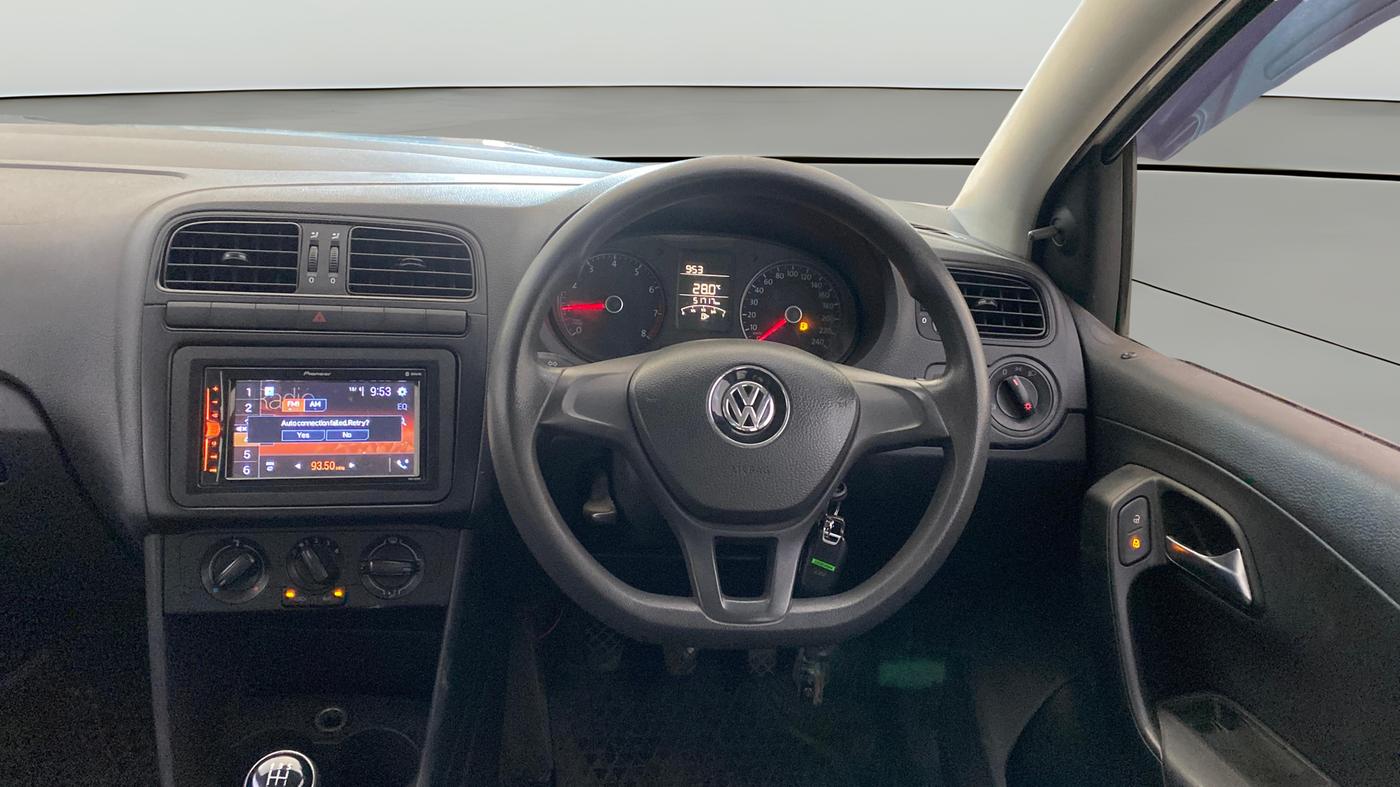 2019 Volkswagen Polo TRENDLINE 1.0L, Petrol, Manual, 51,717 km, Steering Wheel Close Up