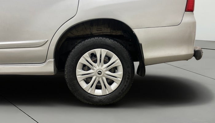 2015 Toyota Innova 2.5 GX 8 STR, Diesel, Manual, 97,979 km, Left Rear Wheel