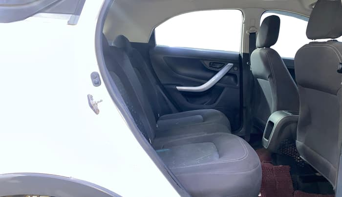 2020 Tata NEXON XM DIESEL, Diesel, Manual, 75,629 km, Right Side Rear Door Cabin