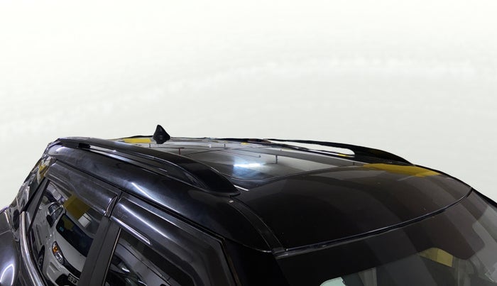 2021 Mahindra XUV300 W6 1.5 Sunroof Diesel, Diesel, Manual, 1,35,953 km, Roof