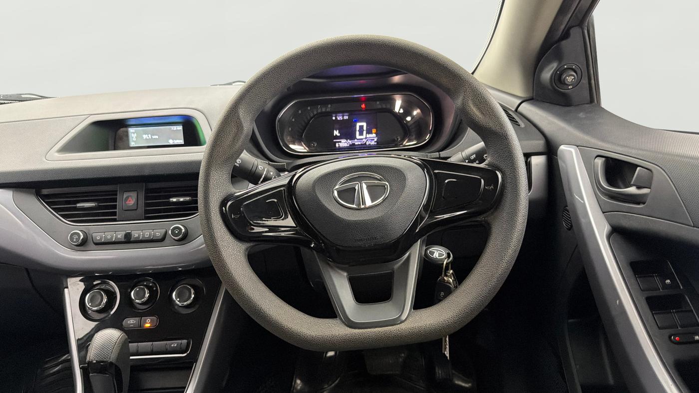 2021 Tata NEXON XMA PETROL, Petrol, Automatic, 67,984 km, Steering Wheel Close Up