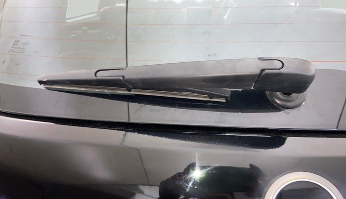 2022 Nissan MAGNITE XV RED EDITION, Petrol, Manual, 65,931 km, Rear Wiper