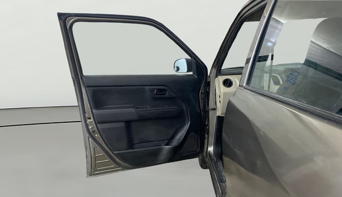 2021 Maruti New Wagon-R LXI CNG 1.0, CNG, Manual, 1,11,155 km, LHS Front Door