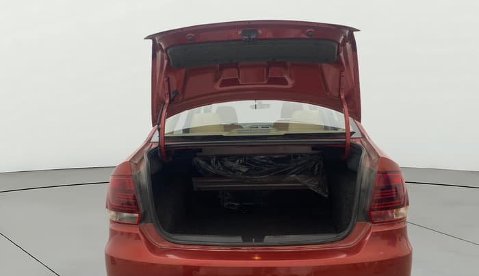 2019 Volkswagen Vento HIGHLINE PLUS 1.2 AT, Petrol, Automatic, 91,070 km, Boot Door Open