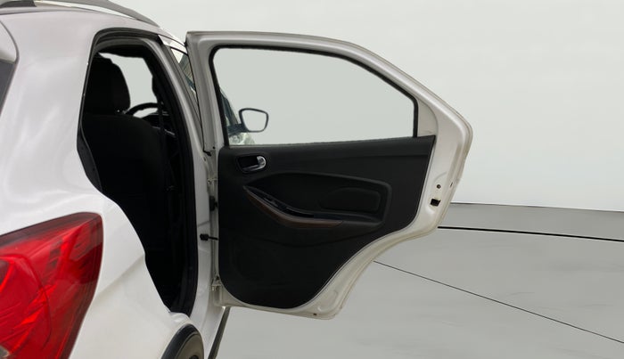 2018 Ford FREESTYLE TITANIUM PLUS 1.5 DIESEL, Diesel, Manual, 50,954 km, RHS Rear Door