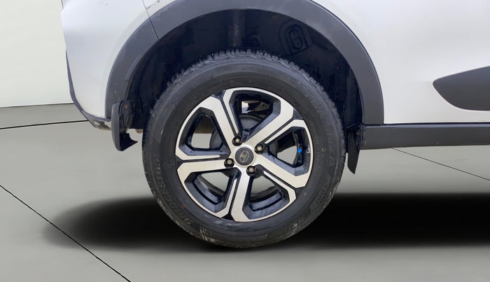 2023 Tata NEXON XZA PLUS LUXURY SUNROOF PETROL, Petrol, Automatic, 44,467 km, Right Rear Wheel