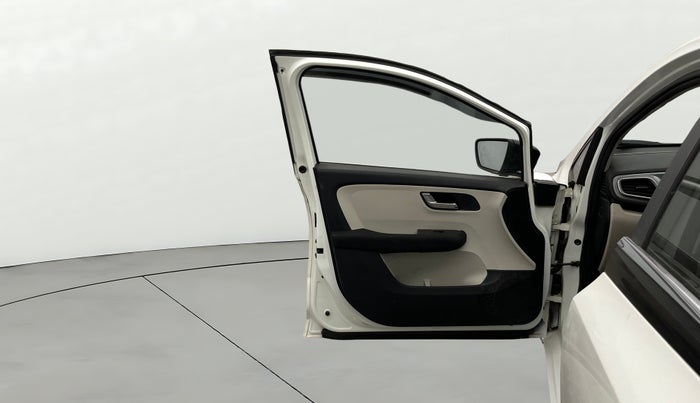 2022 Tata ALTROZ XZ PLUS PETROL, Petrol, Manual, 38,170 km, LHS Front Door