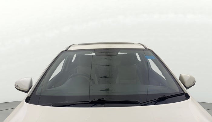 2018 Hyundai Verna 1.6 VTVT SX O, Petrol, Manual, 32,054 km, Front Windshield