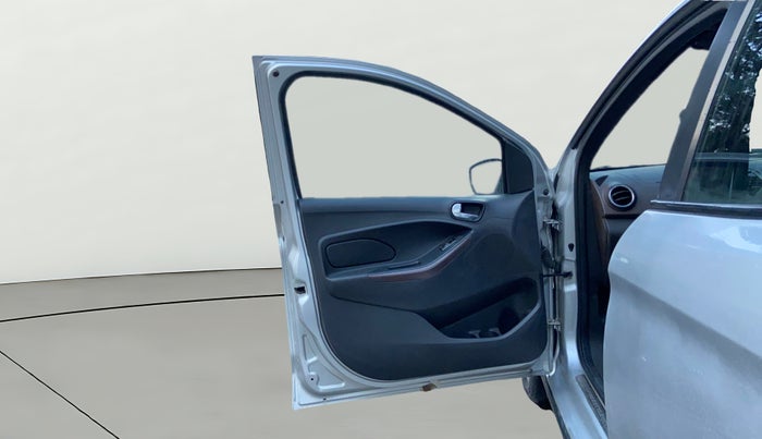 2020 Ford FREESTYLE TITANIUM 1.2 PETROL, Petrol, Manual, 46,677 km, LHS Front Door