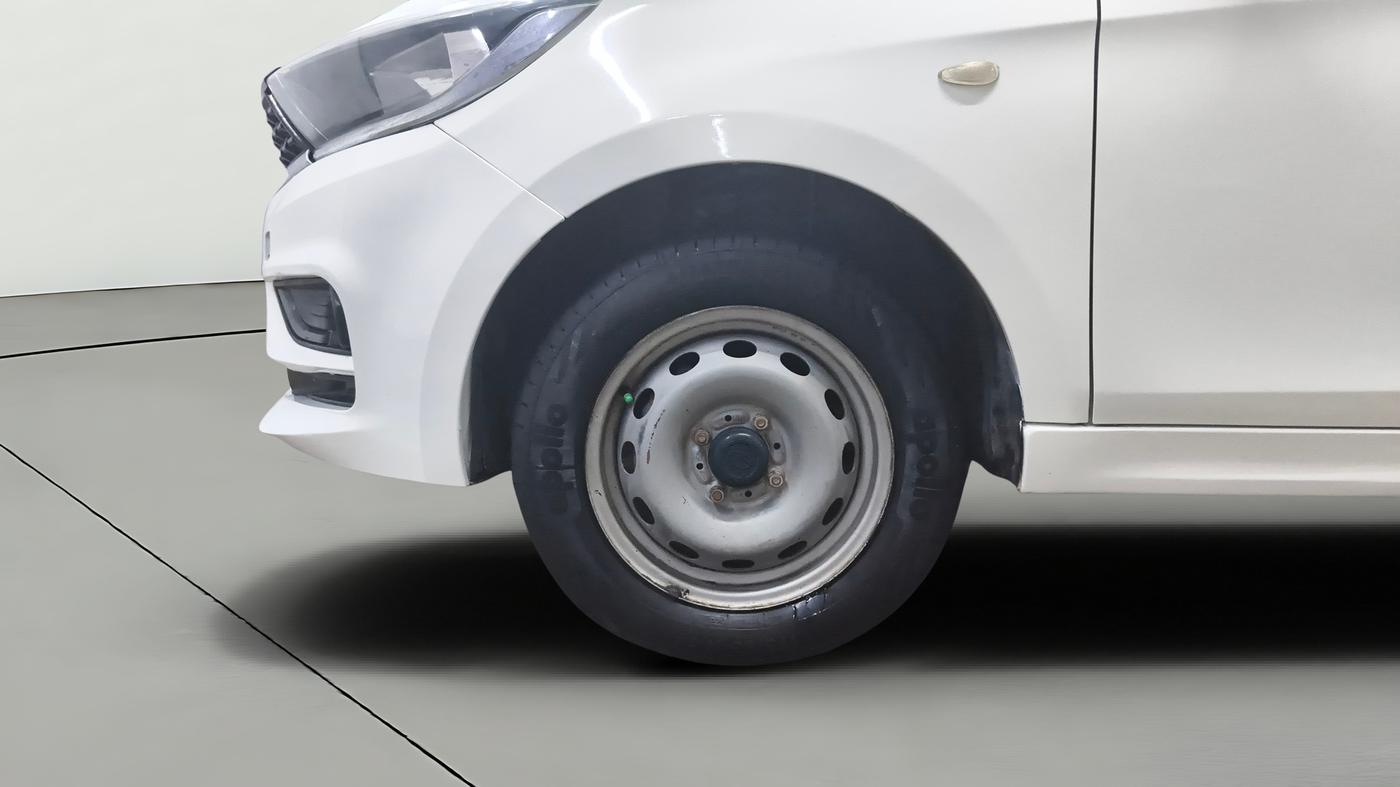 2022 Tata Tiago XM CNG, CNG, Manual, 65,111 km, Left Front Wheel
