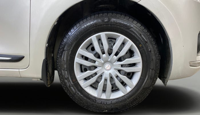 2020 Maruti Dzire VXI AMT, Petrol, Automatic, 56,790 km, Right Front Wheel