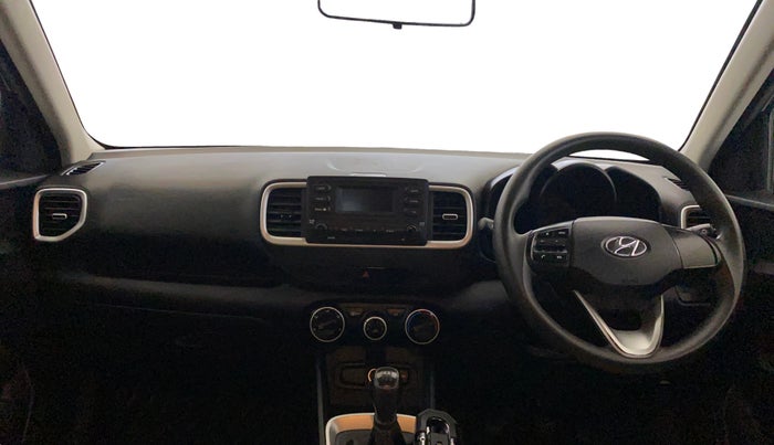 2021 Hyundai VENUE S 1.2, Petrol, Manual, 31,948 km, Dashboard