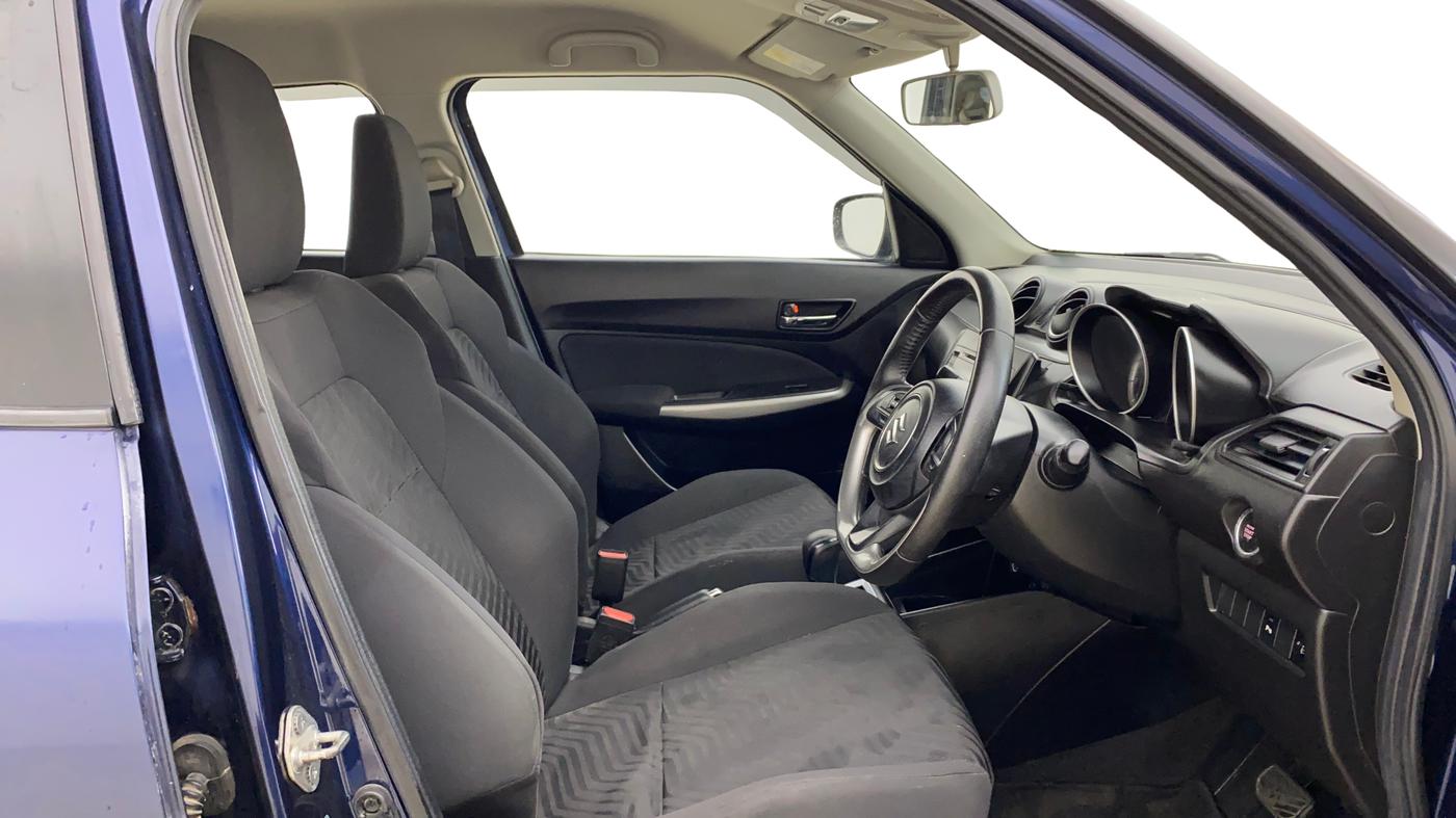 2018 Maruti Swift ZXI AMT, Petrol, Automatic, 41,491 km, Right Side Front Door Cabin