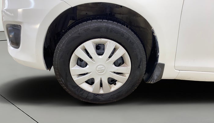 2014 Maruti Swift Dzire VDI, Diesel, Manual, 1,01,822 km, Left Front Wheel