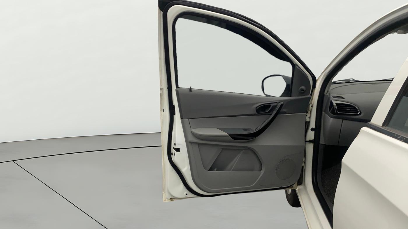 2022 Tata TIGOR XM PETROL, Petrol, Manual, 43,812 km, LHS Front Door