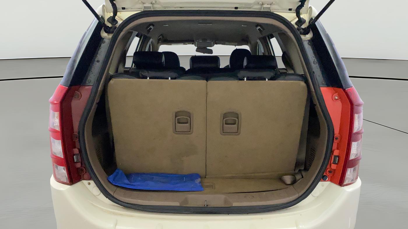 2012 Mahindra XUV500 W8, Diesel, Manual, 1,55,674 km, Boot Open Zoomed View