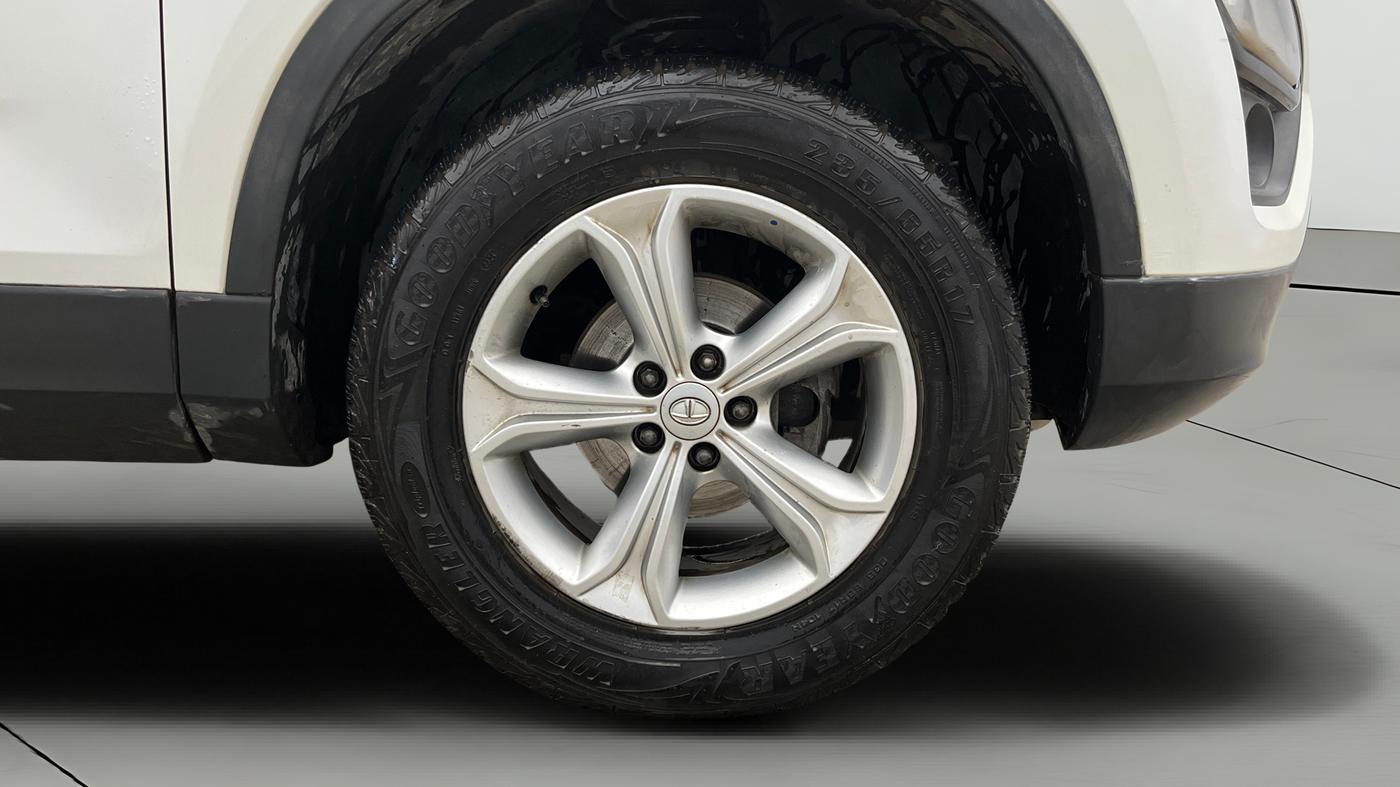 2019 Tata Harrier XT 2.0L KRYOTEC, Diesel, Manual, 86,556 km, Right Front Wheel