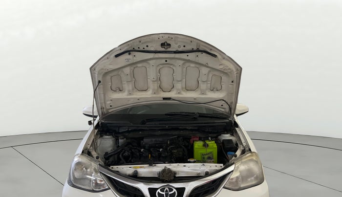 2014 Toyota Etios G, Petrol, Manual, 1,14,143 km, Open Bonet