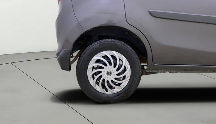 2014 Maruti Alto 800 VXI, Petrol, Manual, 45,331 km, Right Rear Wheel