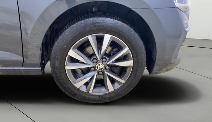 2023 Skoda SLAVIA STYLE 1.0L TSI AT, Petrol, Automatic, 54,830 km, Right Front Wheel