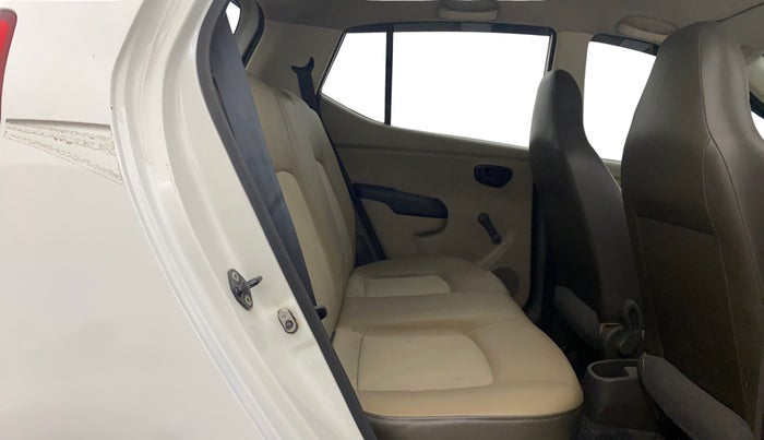 2013 Hyundai i10 ERA 1.1, Petrol, Manual, 17,646 km, Right Side Rear Door Cabin