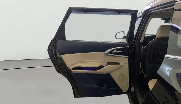 2022 KIA CARENS LUXURY PLUS 1.5 DIESEL AT 7 STR, Diesel, Automatic, 67,767 km, LHS Rear Door