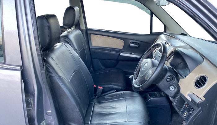 2018 Maruti Wagon R 1.0 LXI CNG, CNG, Manual, 79,328 km, Right Side Front Door Cabin