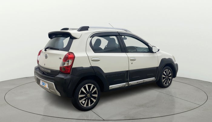 2014 Toyota Etios CROSS 1.4 VD, Diesel, Manual, 80,834 km, Right Back Diagonal