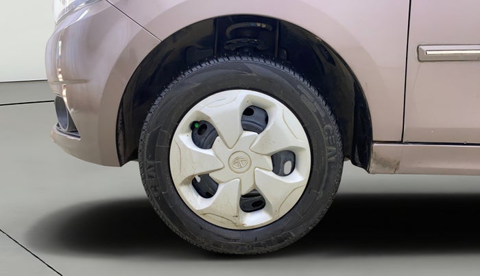 2016 Tata Tiago XT PETROL, Petrol, Manual, 25,136 km, Left Front Wheel