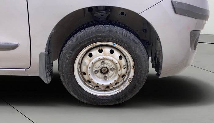 2015 Maruti Wagon R 1.0 LXI, Petrol, Manual, 57,629 km, Right Front Wheel