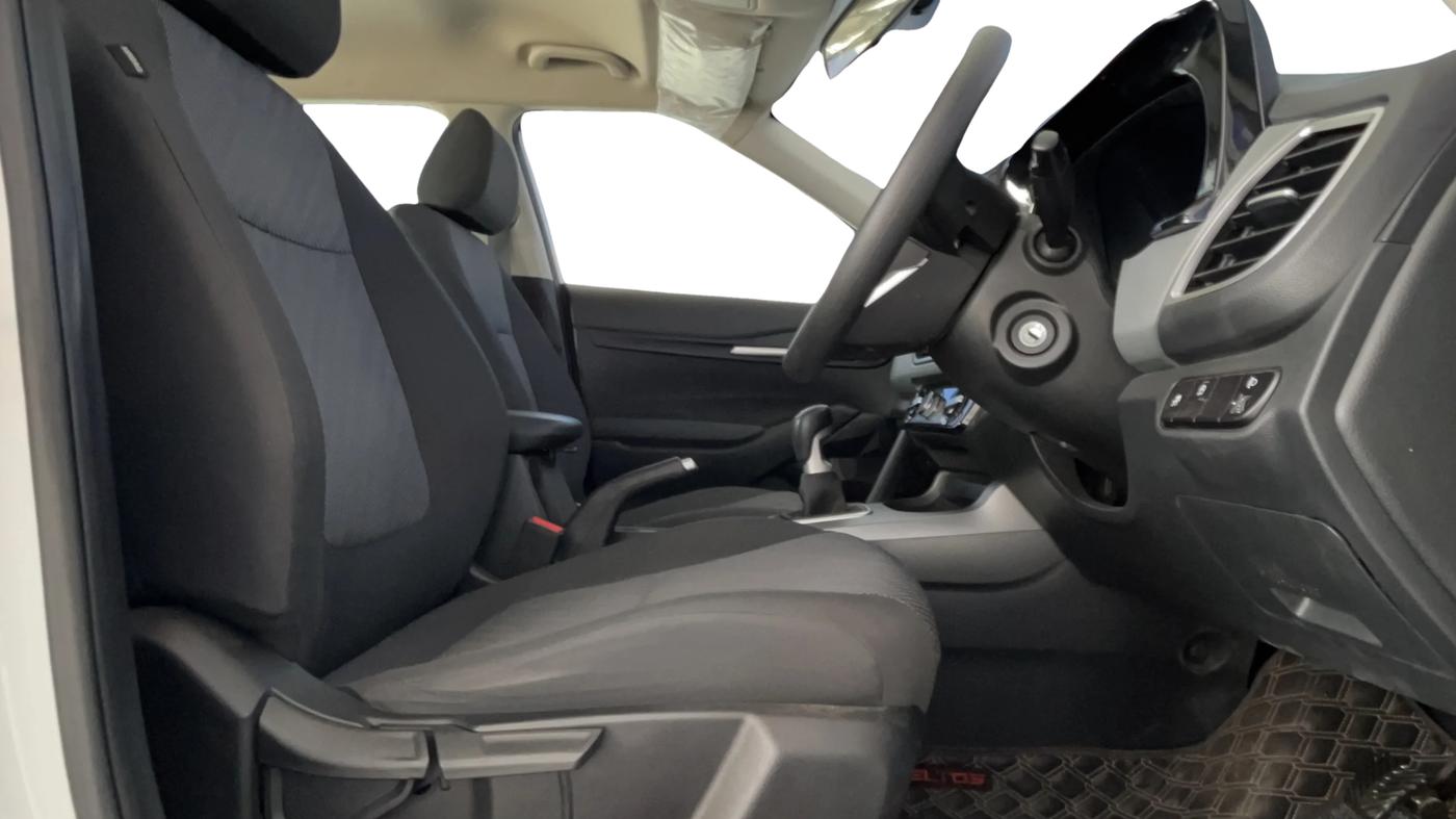 2023 KIA SELTOS HTE 1.5D IMT, Diesel, Manual, 28,652 km, Right Side Front Door Cabin