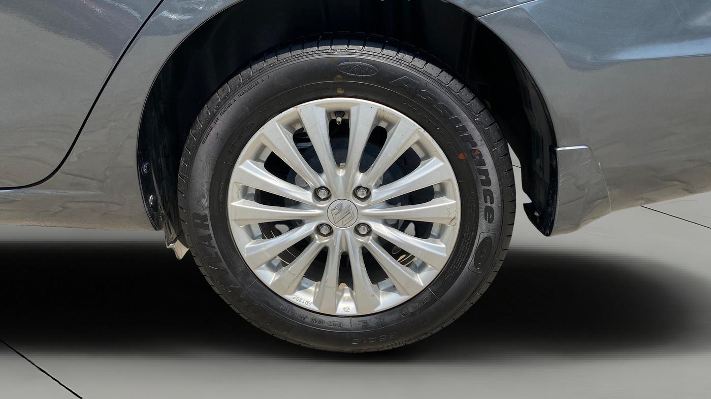 2023 Maruti Ciaz ZETA 1.5 SHVS MT PETROL, Petrol, Manual, 39,157 km, Left Rear Wheel