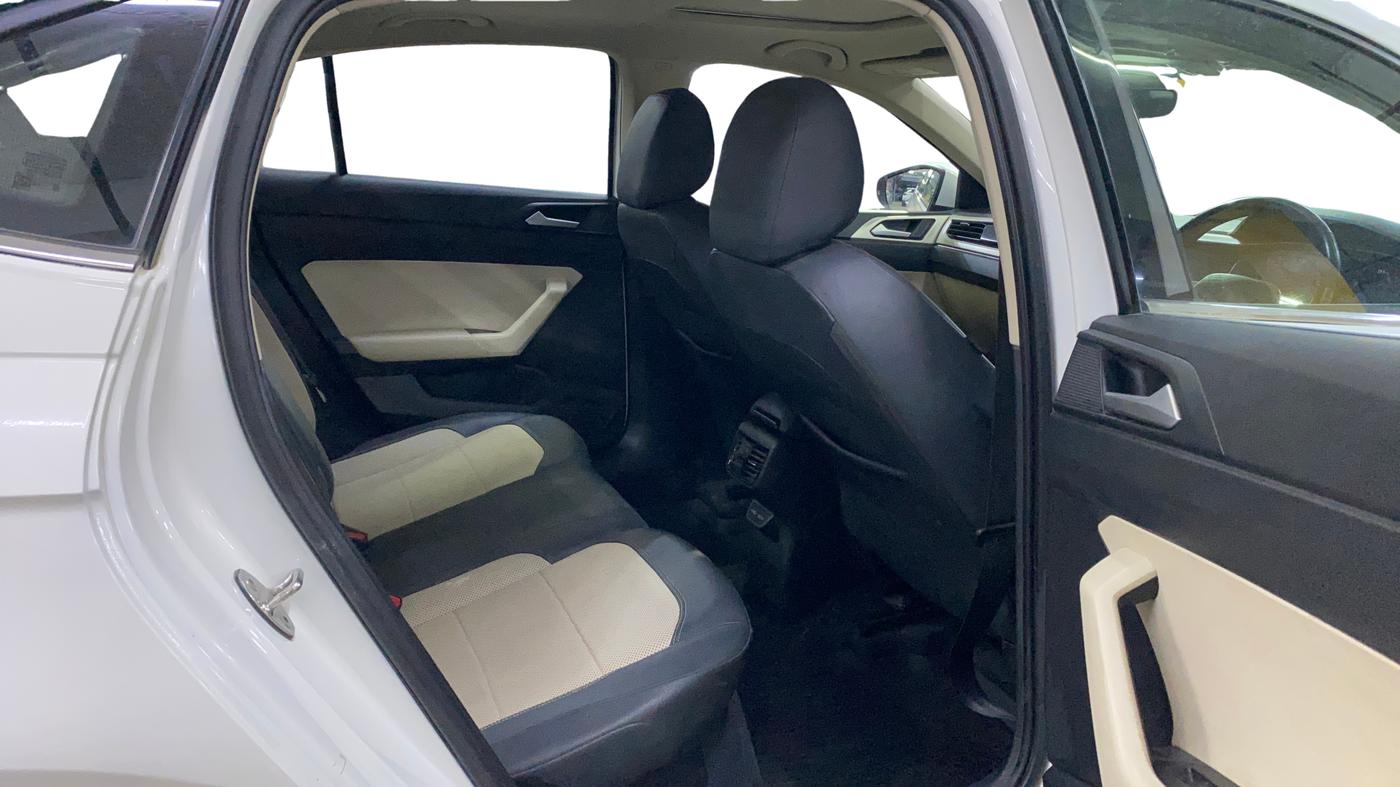 2023 Volkswagen VIRTUS TOPLINE TSI 1.0 MT, Petrol, Manual, 48,614 km, Right Side Rear Door Cabin
