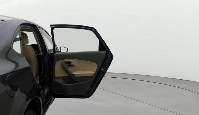 2017 Volkswagen Vento HIGHLINE PETROL AT, Petrol, Automatic, 50,303 km, RHS Rear Door