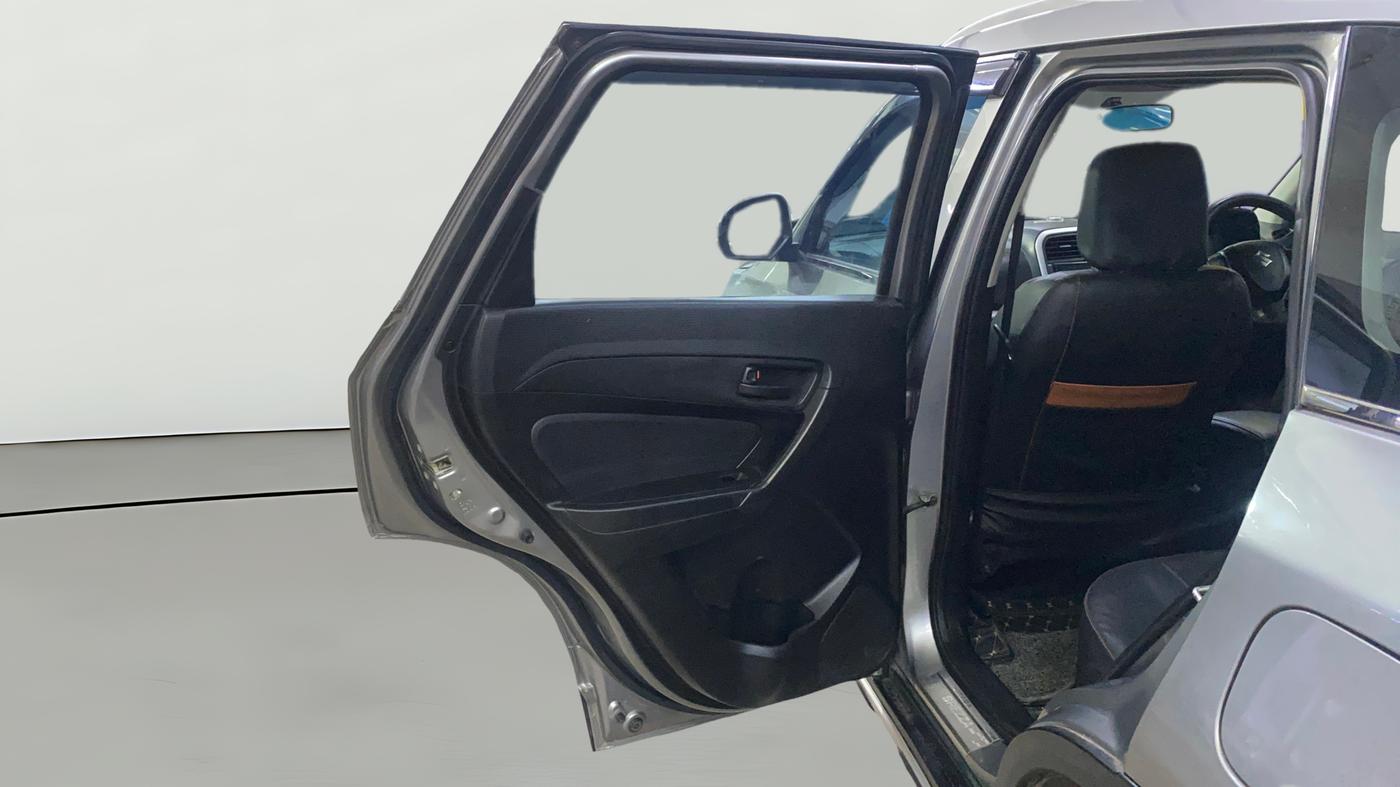 2022 Maruti Vitara Brezza LXI, Petrol, Manual, 15,627 km, LHS Rear Door