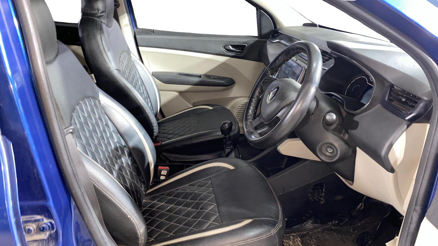 2020 Renault TRIBER RXE MT, Petrol, Manual, 27,254 km, Right Side Front Door Cabin