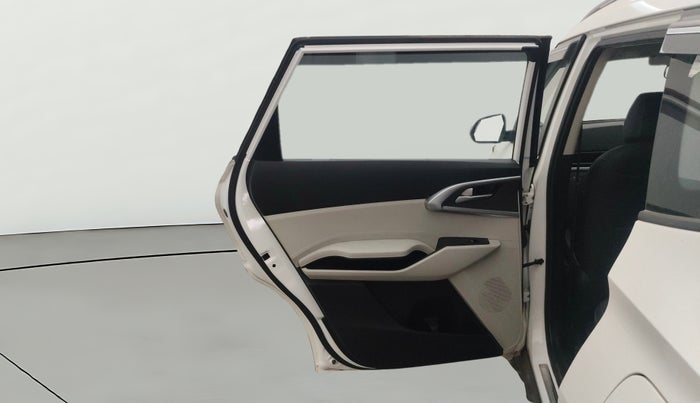 2023 KIA CARENS PRESTIGE 1.5 PETROL 7 STR, Petrol, Manual, 16,856 km, LHS Rear Door